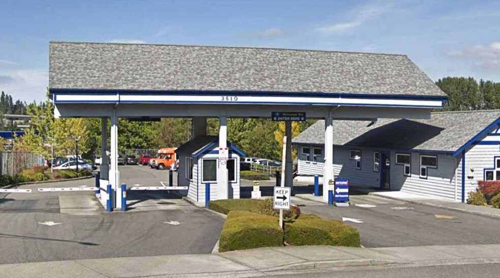 Primary Photo Of 3610 S 158th St, Tukwila Parking Lot For Lease