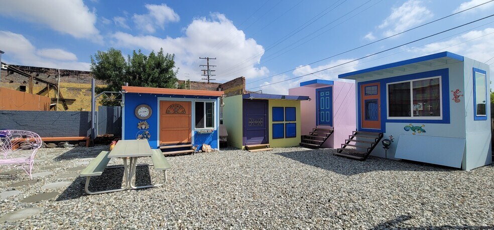 More Photos Of 352 California St, Maricopa General Retail For Sale