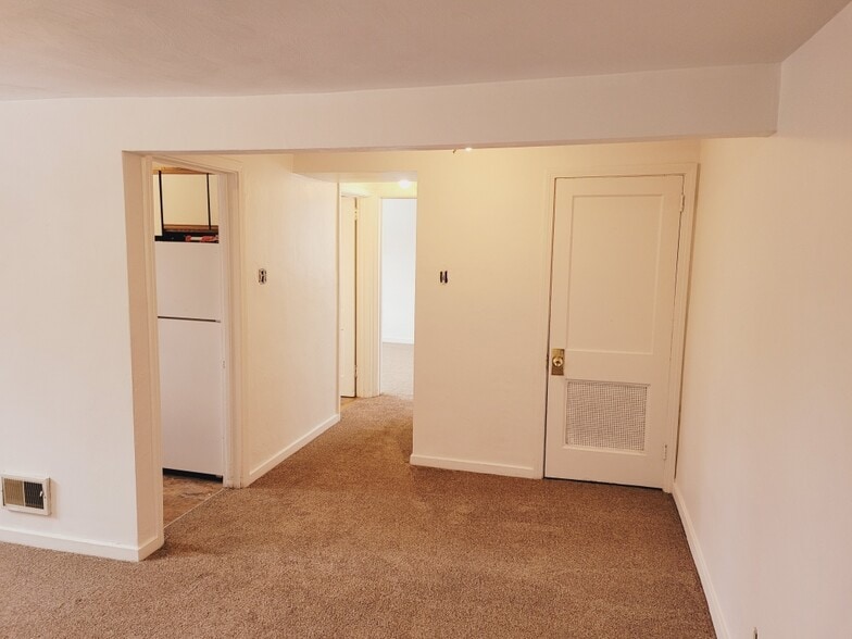 More Photos Of 1110 Overland Ave, Duquesne Multifamily For Sale