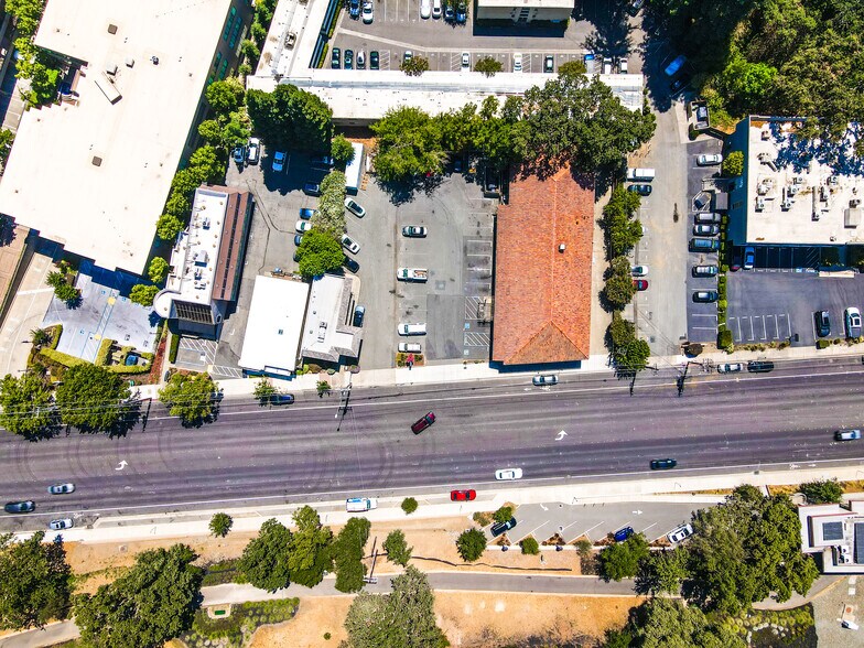 More Photos Of 3707-3709 Mt Diablo Blvd, Lafayette Storefront Retail Office For Lease