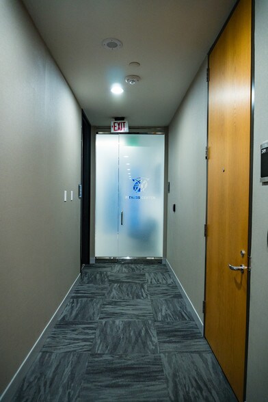 More Photos Of 4131 N Central Expy, Dallas Office For Lease