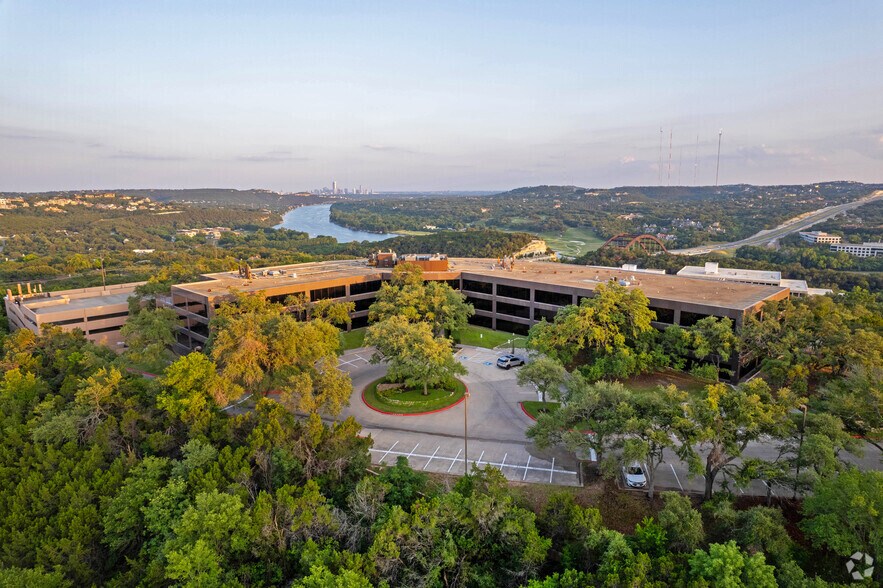 Primary Photo Of 6034 Courtyard Dr W, Austin Office For Lease
