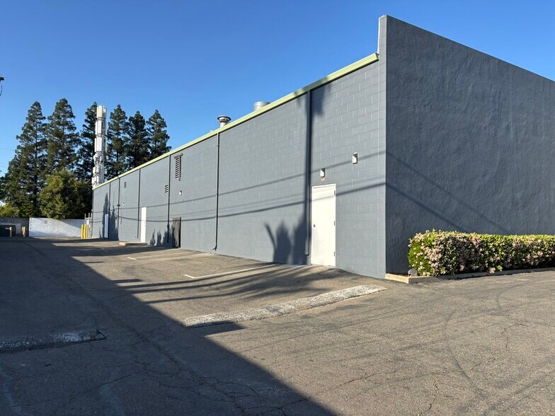 More Photos Of 4211-4239 Arden Way, Sacramento Unknown For Lease