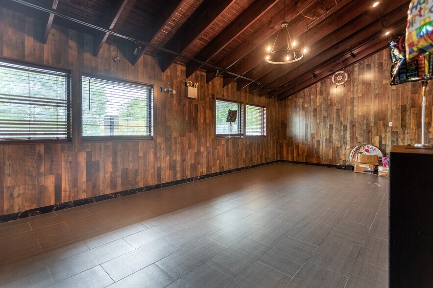 More Photos Of 10419 Hull Street Rd, Midlothian Freestanding For Sale