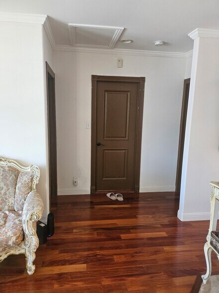 More Photos Of 1550 Davenport Pl, Honolulu Apartments For Sale