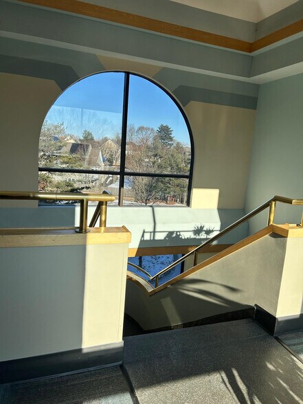 More Photos Of 955 Main St, Winchester Medical For Lease