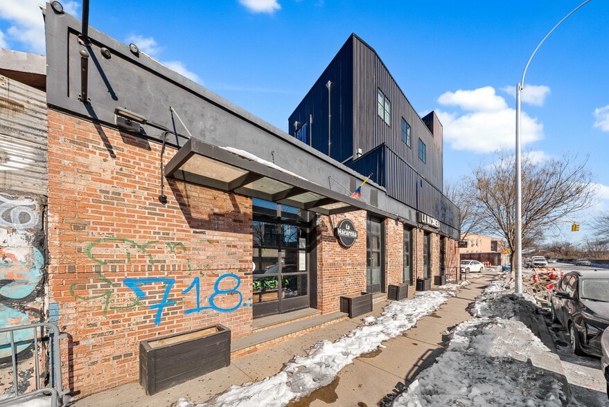 More Photos Of 33-29 Astoria Blvd N, Astoria Apartments For Lease