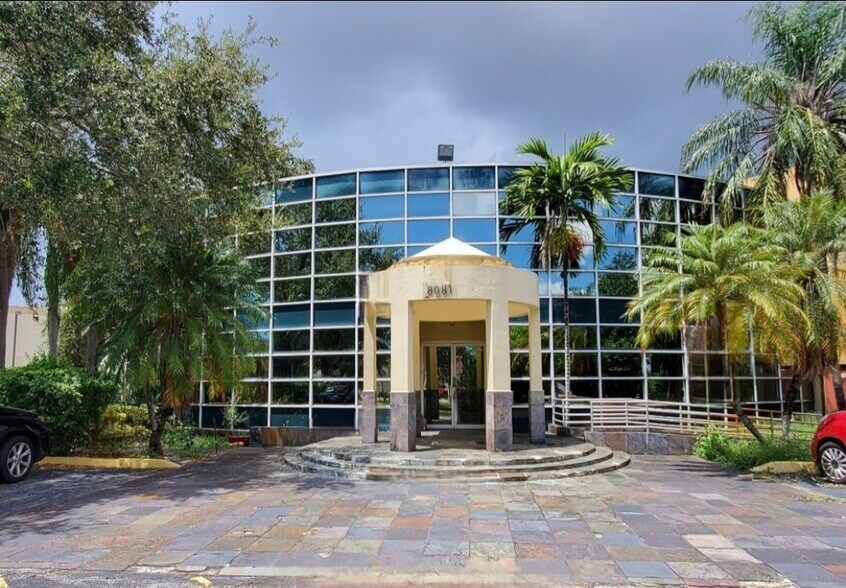Primary Photo Of 8081 NW 31st St, Doral Warehouse For Lease