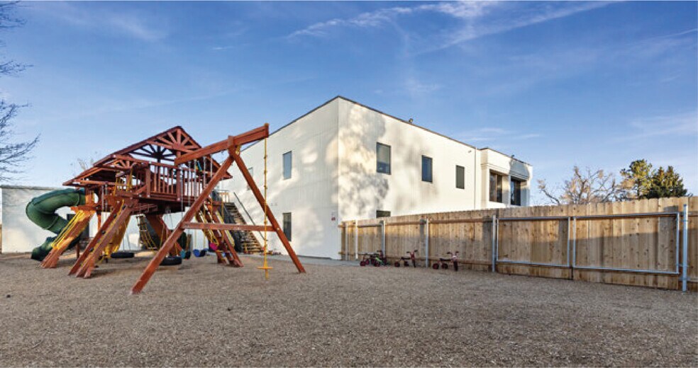 More Photos Of 1993 E 8th N, Mountain Home Medical For Sale