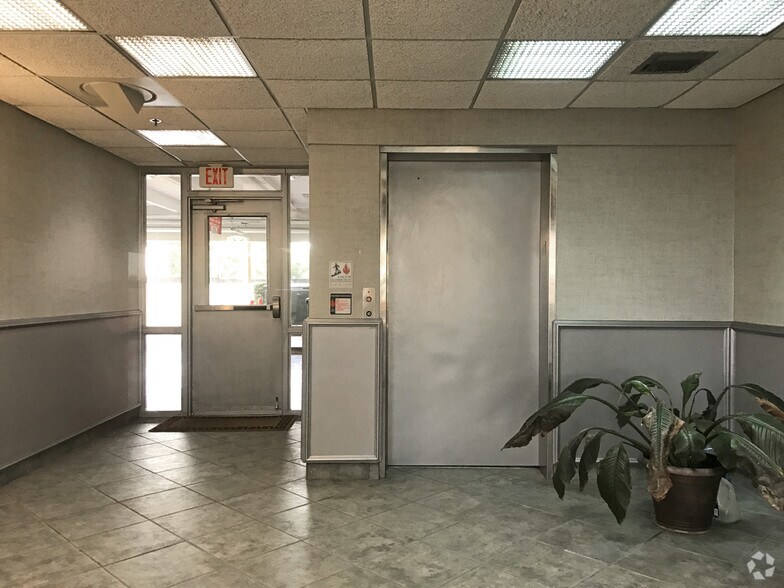 More Photos Of 200 N Andrews Ave, Fort Lauderdale Office For Lease