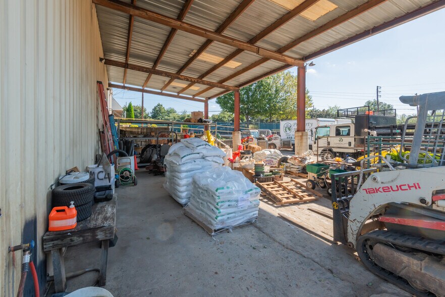 More Photos Of 2854 Mechanicsville Rd, Peachtree Corners Distribution For Lease