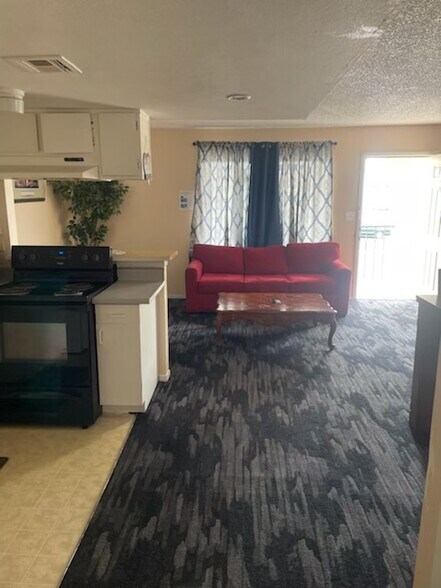 More Photos Of 4150 Solteros St, Las Vegas Multifamily For Sale