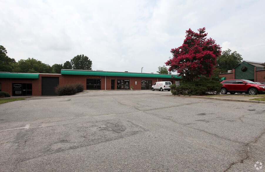 More Photos Of 3630-3688 Capital Blvd, Raleigh Flex For Lease