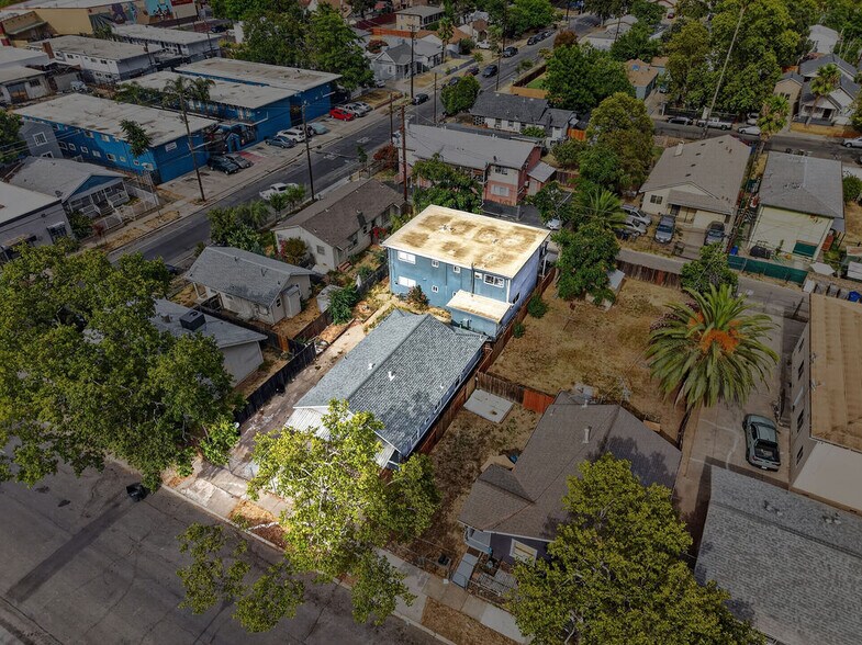 More Photos Of 2390-2398 Oakmont St, Sacramento Apartments For Sale