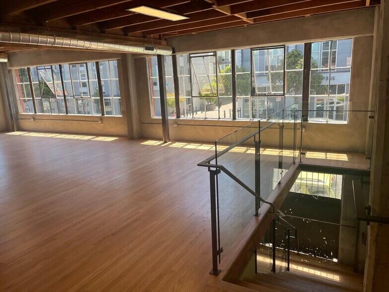 More Photos Of 40 Heron St, San Francisco Light Manufacturing For Lease