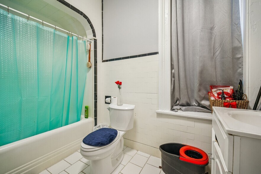 More Photos Of 89 Market St, Paterson Apartments For Sale