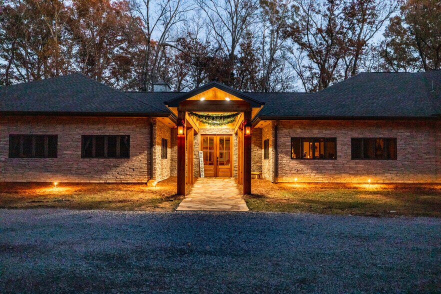 More Photos Of 60 Spradley Rd, Eclectic Specialty For Sale