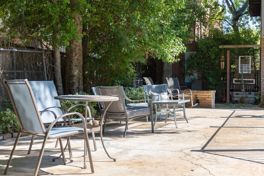 More Photos Of 6218 Gehring St, Houston Apartments For Sale