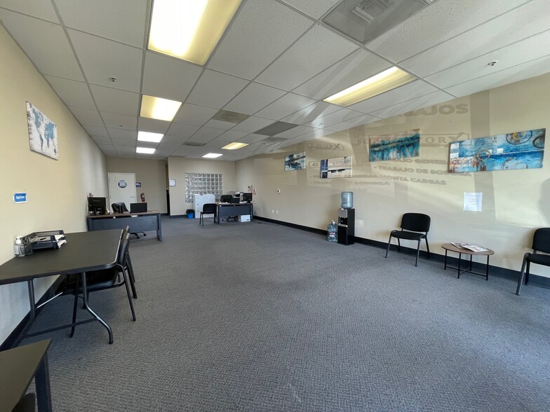 More Photos Of 3338 N Texas St, Fairfield Freestanding For Lease