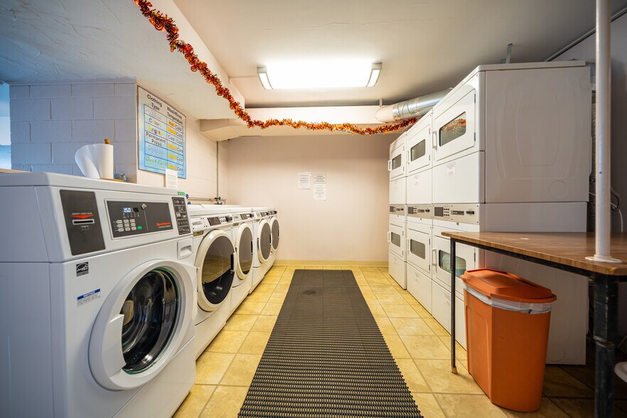 More Photos Of 2550 Second St, Cuyahoga Falls Apartments For Sale