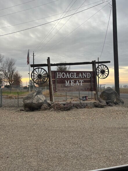 Primary Photo Of 3408 Industrial Rd E, Homedale Manufacturing For Sale