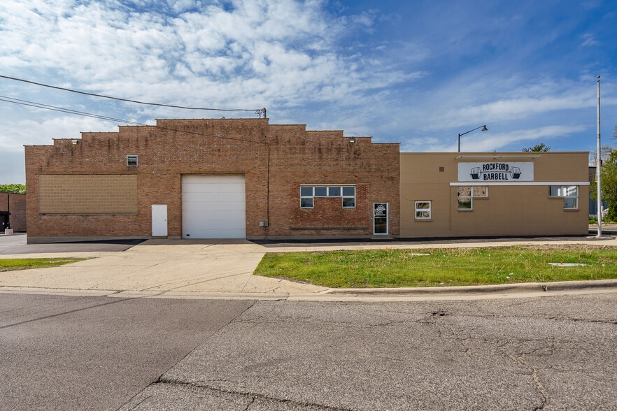 Primary Photo Of 208-210 Kishwaukee St, Rockford Light Distribution For Sale