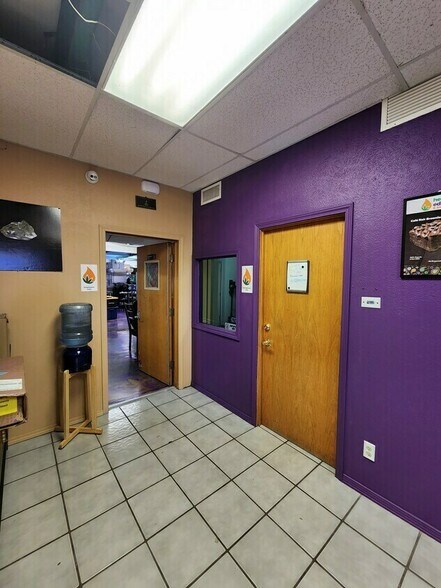 More Photos Of 3102 Los Arboles NE ave, Albuquerque Industrial For Sale