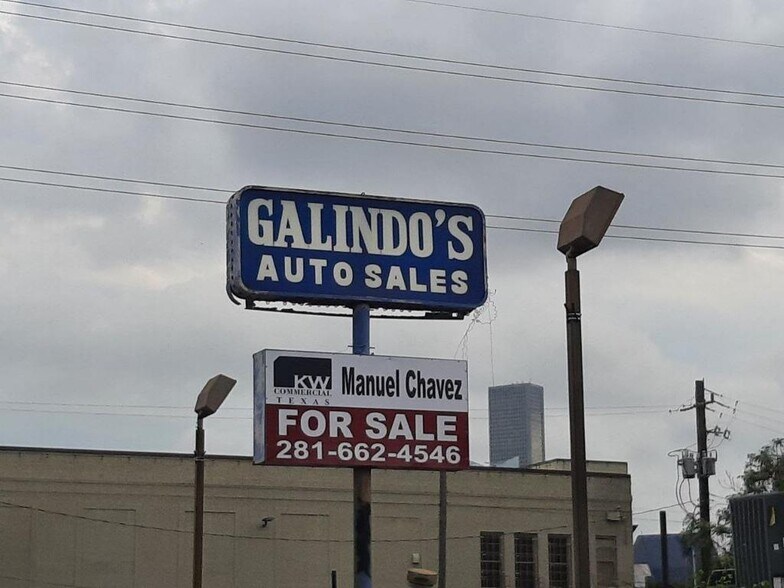 More Photos Of 2009 N Main St, Houston Land For Sale