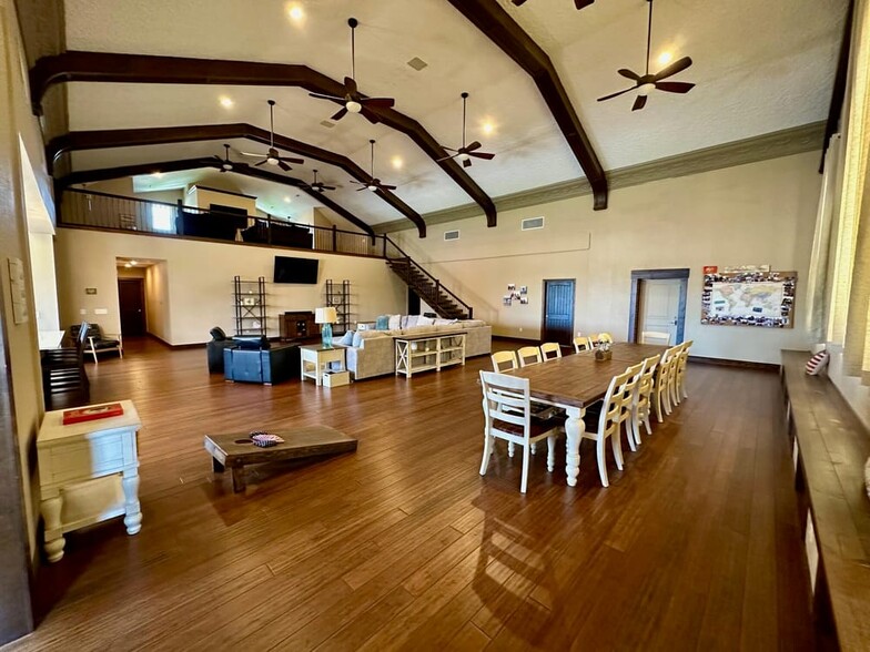 More Photos Of 201 E Church St, Ozark Lodge Meeting Hall For Sale