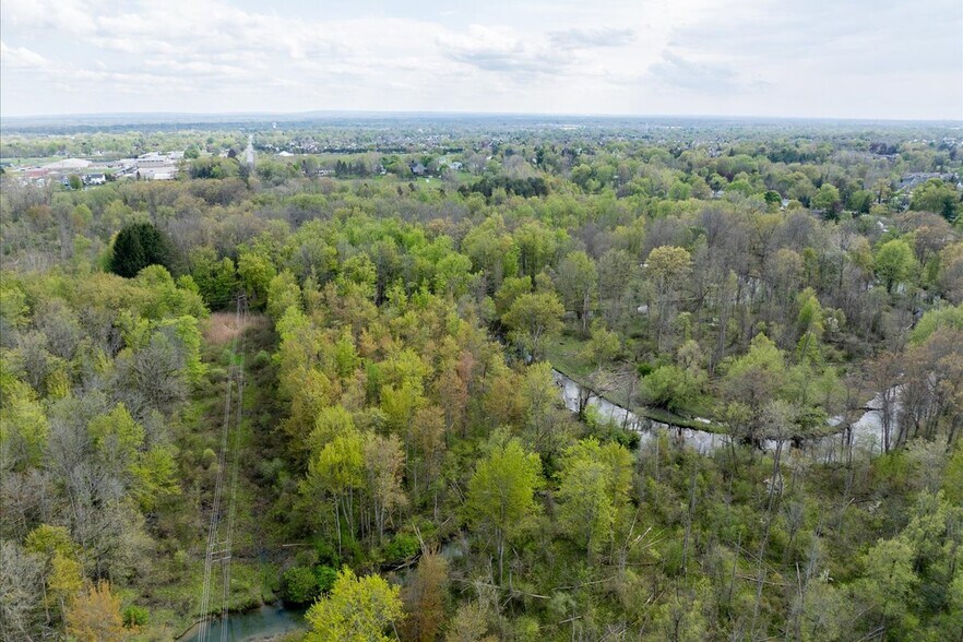 More Photos Of 242 Pleasant View dr, Lancaster Land For Sale