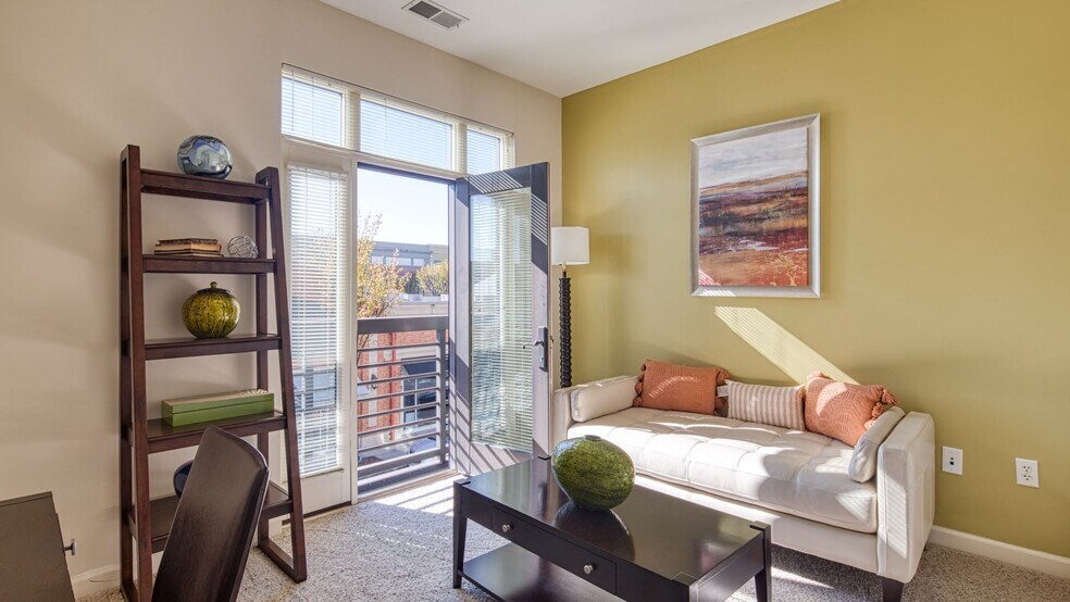 More Photos Of 670 Downey Green, Hampton Apartments For Sale