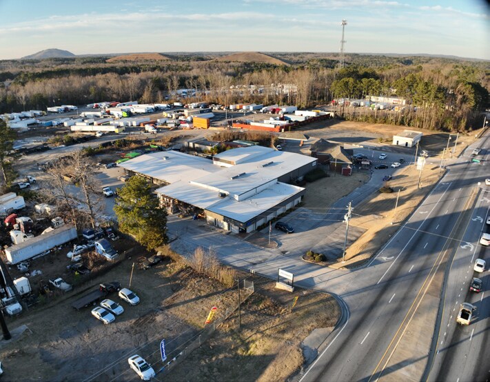 More Photos Of 1931 Rock Chapel Rd, Lithonia Warehouse For Lease
