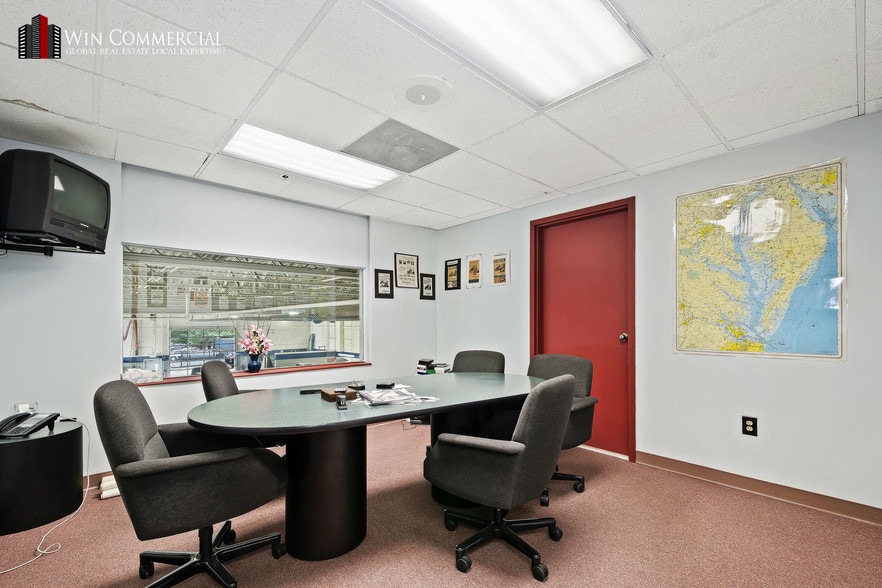 More Photos Of 3521 Whiskey Bottom Rd, Laurel Auto Repair For Sale