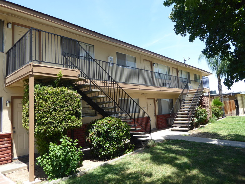 Primary Photo Of 3345 E Fairmont Ave, Fresno Apartments For Sale