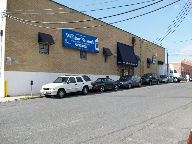 More Photos Of 1804 Plaza Ave, New Hyde Park Light Distribution For Lease