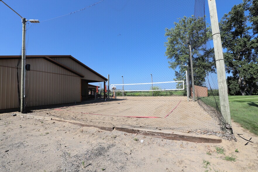 More Photos Of 15952 Oakley Rd, Chesaning Freestanding For Sale