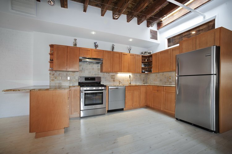 More Photos Of 447 W 36th St, New York Loft Creative Space For Sale
