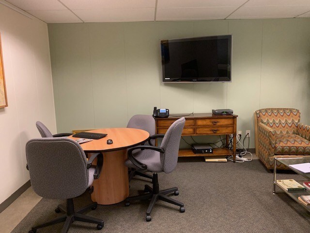 More Photos Of 43 Danbury Rd, Wilton Office For Lease