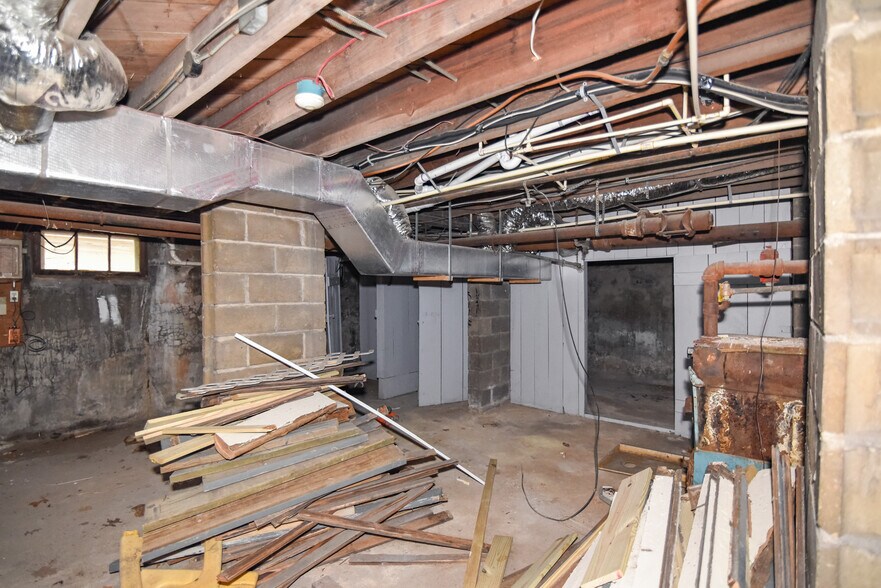 More Photos Of 104 Maple Ave, Chestertown Apartments For Sale