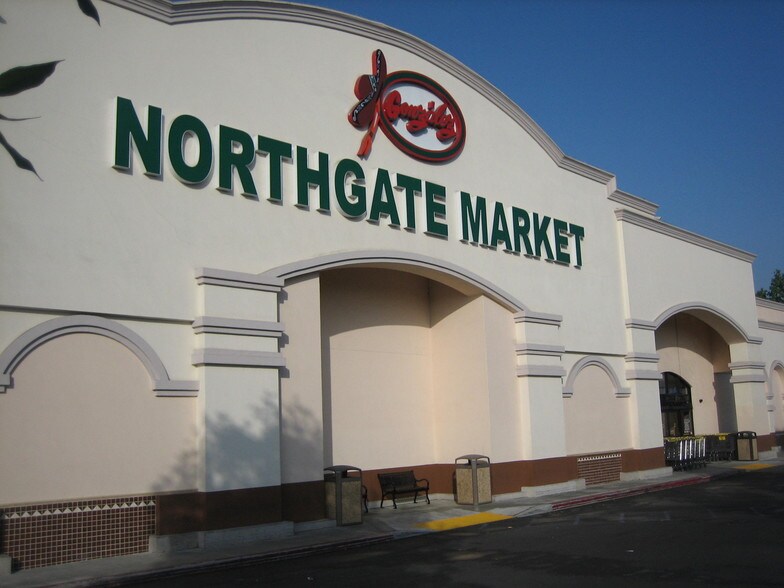 More Photos Of 1200-1314 W Francisquito Ave, West Covina Unknown For Lease