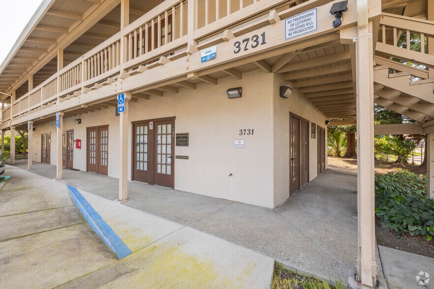 More Photos Of 3731 Sunset Ln, Antioch Unknown For Lease