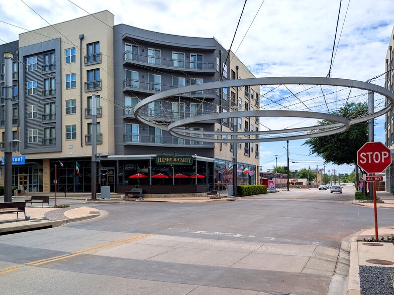 More Photos Of 2927 Morton St, Fort Worth Storefront For Lease