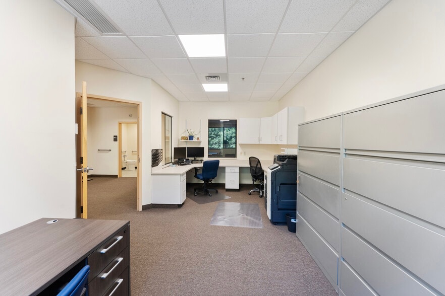 More Photos Of 265 Benton Dr, East Longmeadow Medical For Sale