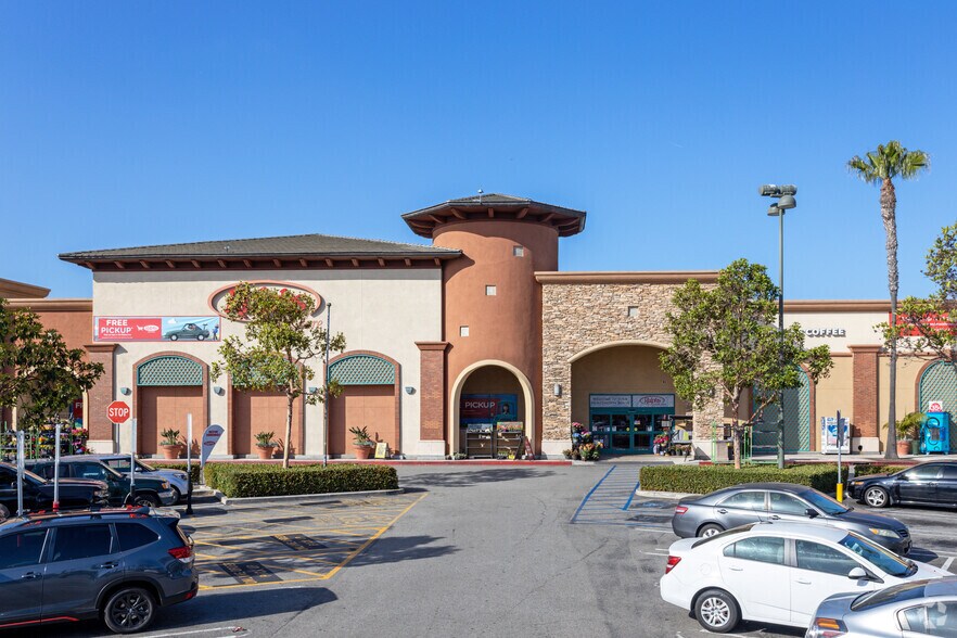 More Photos Of 19051-19101 Goldenwest St, Huntington Beach Unknown For Lease