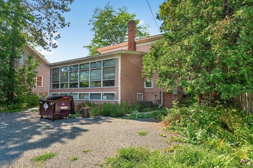 More Photos Of 418 Bench St, Taylors Falls Freestanding For Sale