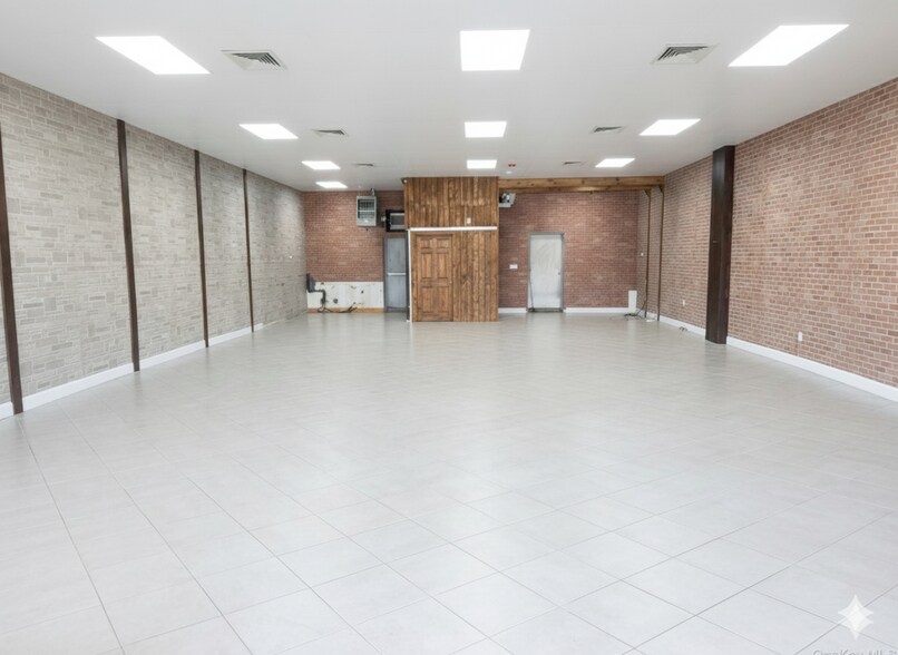 Primary Photo Of 410-434 Sunrise Hwy, Lynbrook Storefront Retail Office For Lease