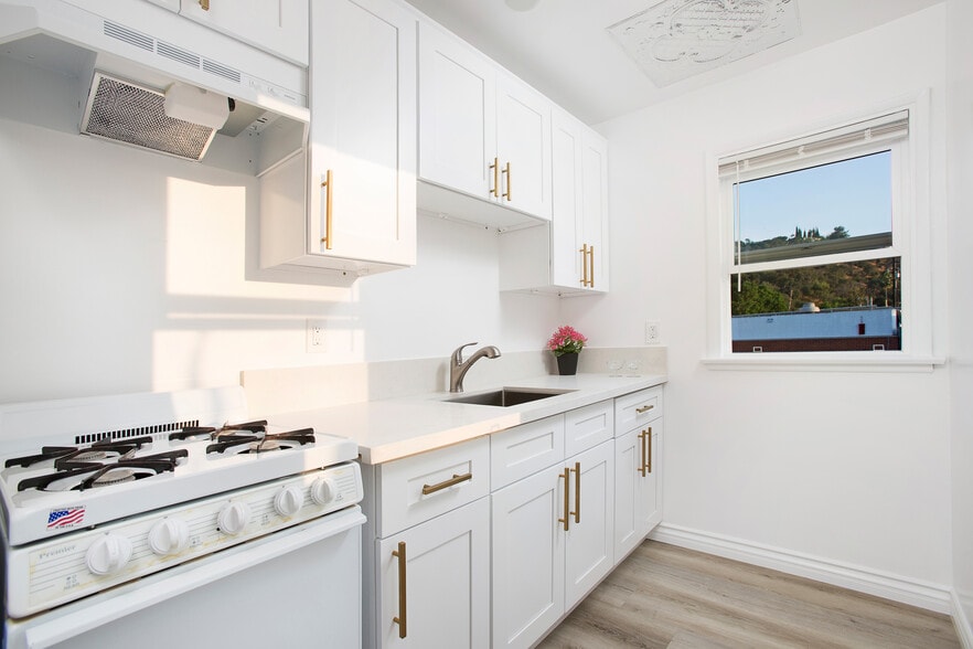 More Photos Of 308 Pasadena Ave, South Pasadena Apartments For Sale