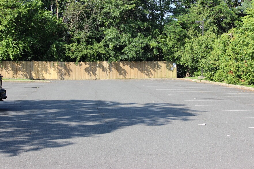 More Photos Of 1100-1102 State Route 34, Aberdeen Unknown For Lease