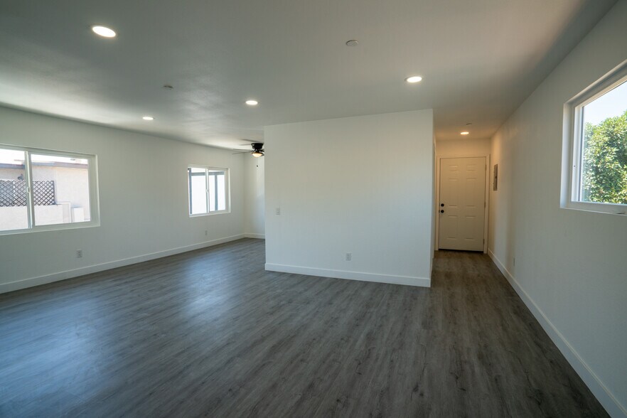 More Photos Of 810 S Flower St, Santa Ana Apartments For Sale