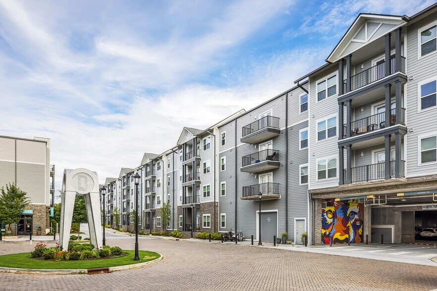 More Photos Of 894 Tiger Blvd, Clemson Apartments For Lease